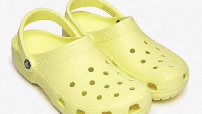 crocs specials