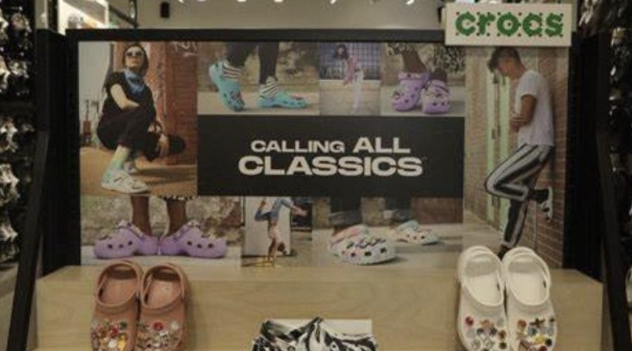 crocs store near me now