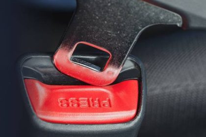 how to fix seat belt buckle