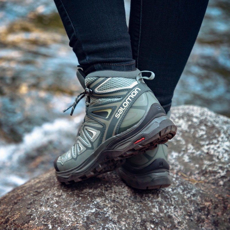 durable hiking boots for rough terrain